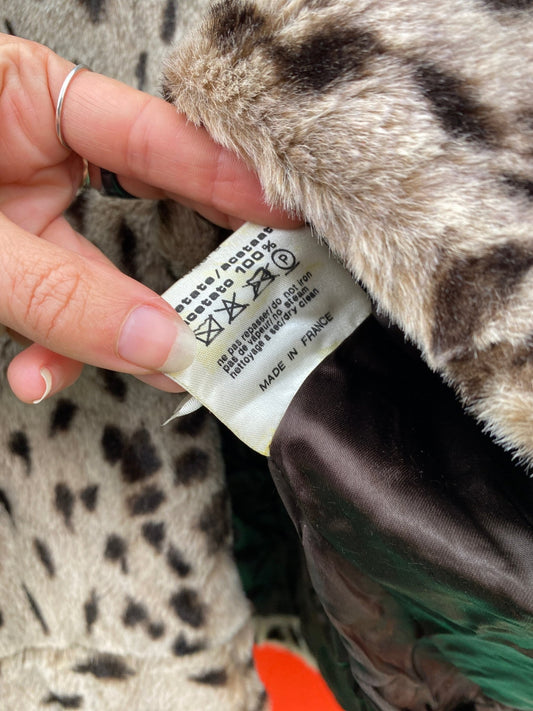 Veste femme en fausse fourrure vintage « Créations de Paris » L - Trésor