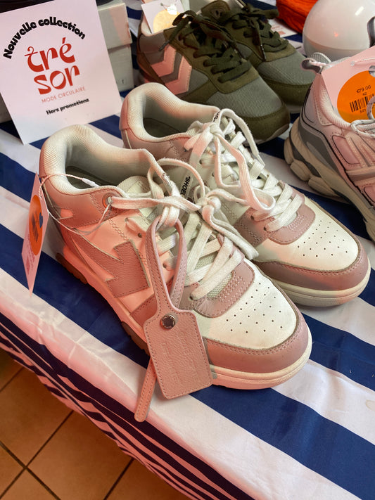 Off-White  Baskets Out Of Office rose et blanc femme 38