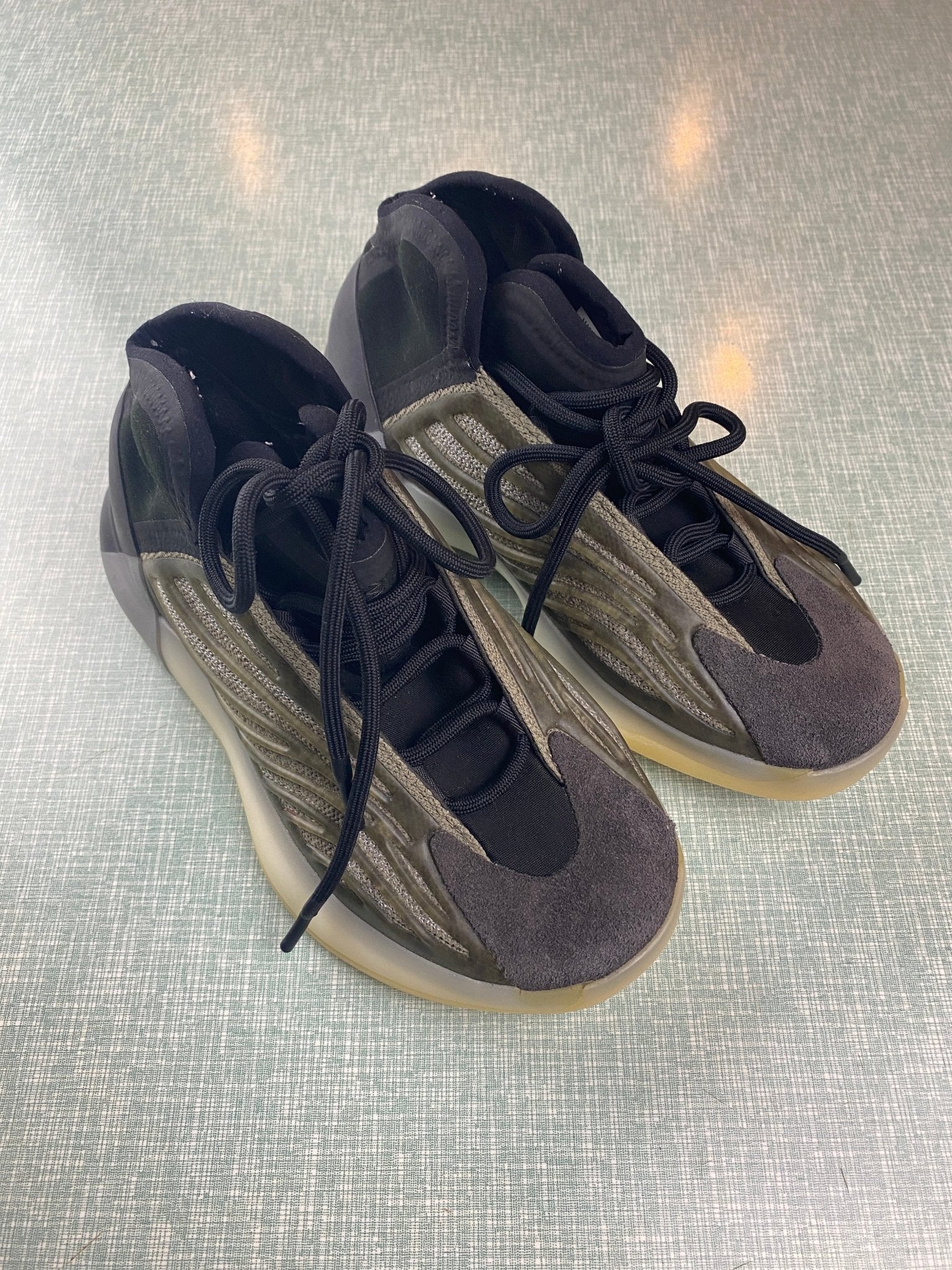 Adidas Yeezy QNTM Barium 38 - Trésor