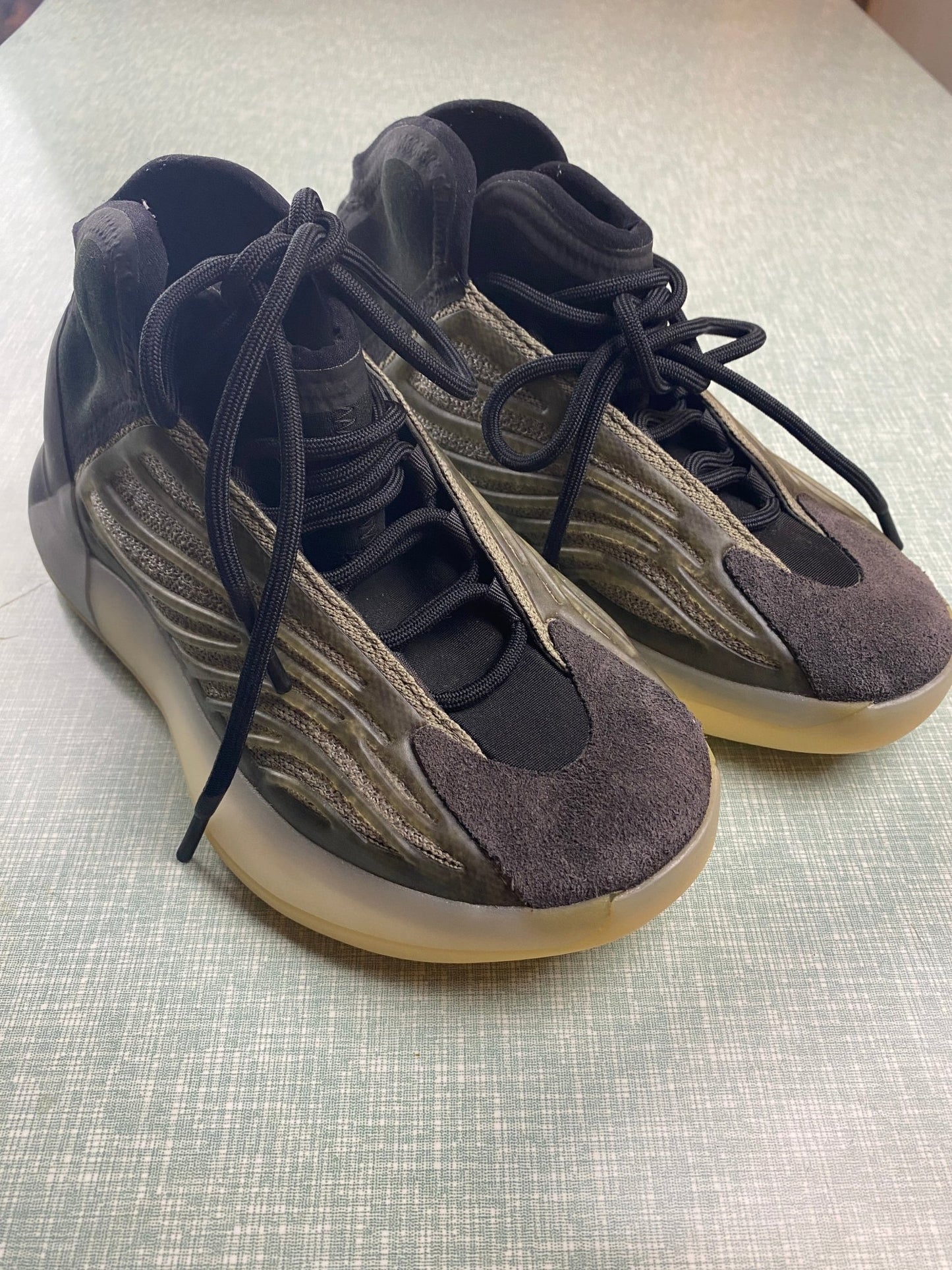 Adidas Yeezy QNTM Barium 38 - Trésor