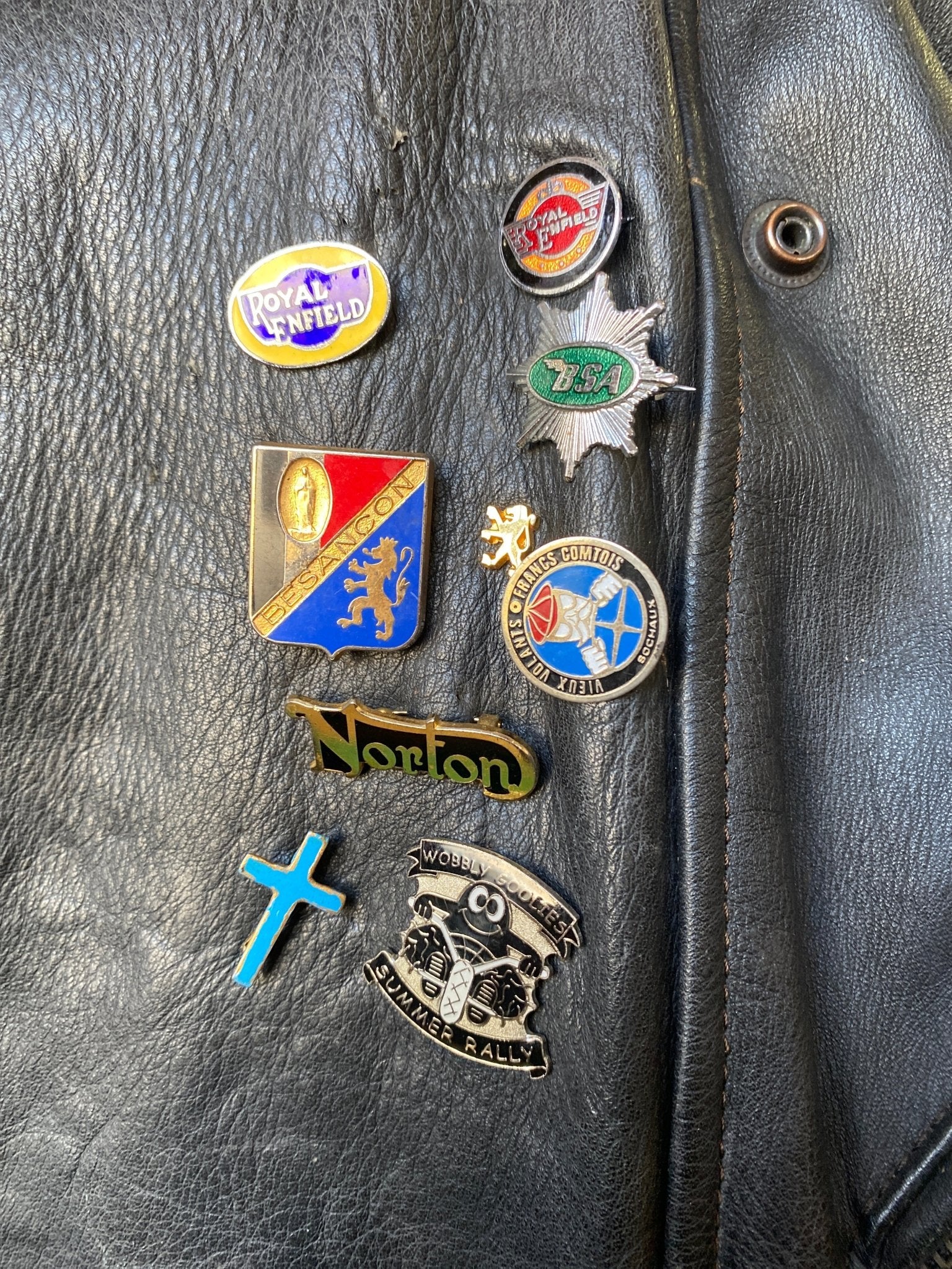 Blouson cuir à Pins vintage homme 56 - L - Trésor