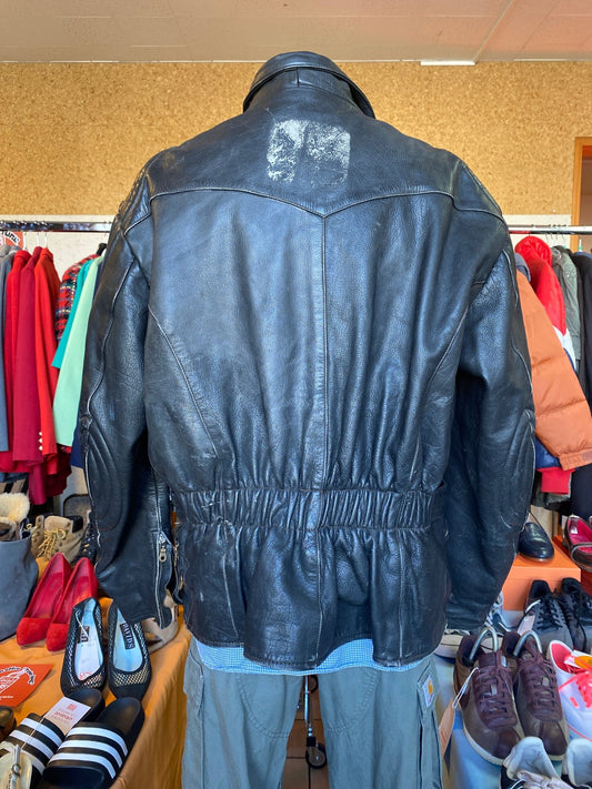Blouson cuir à Pins vintage homme 56 - L - Trésor