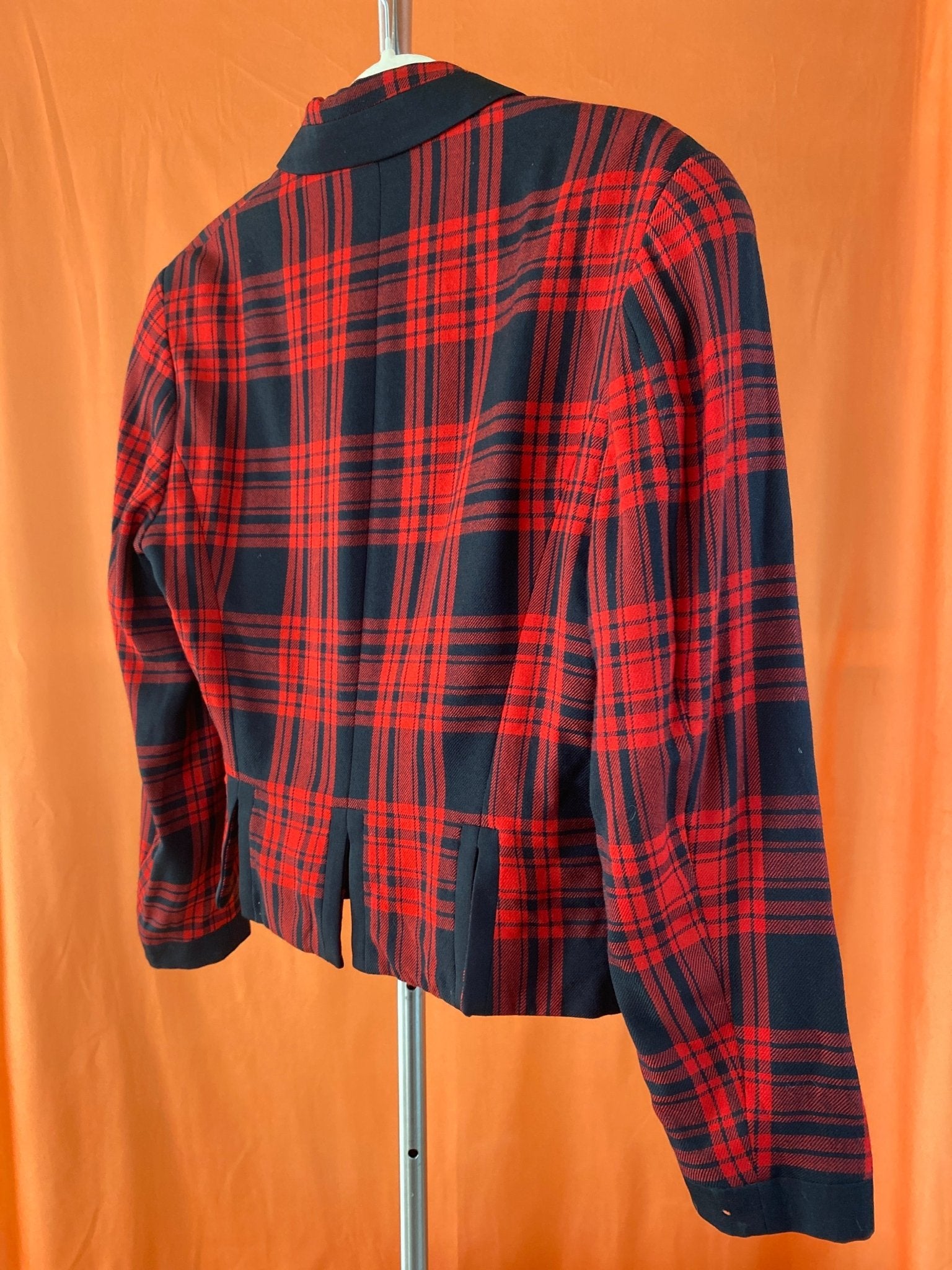 Ensemble 3 pièces vintage blazer + 2 jupes mi - longues à carreaux rouge et noir laine vierge femme S - Trésor