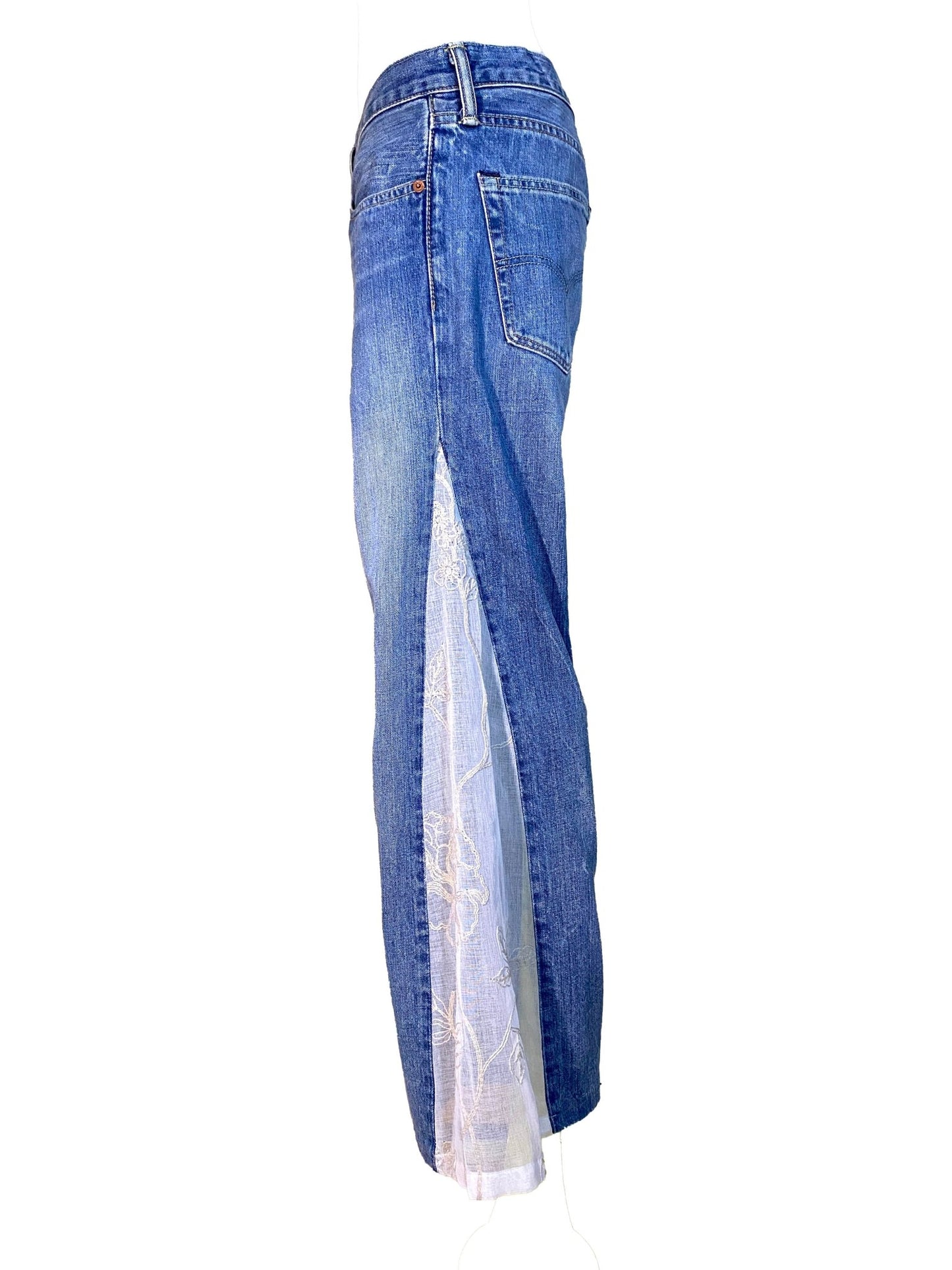 Jean flare upcyclé Levi’s - 511 Bleu Femme L - Trésor - mode circulaire