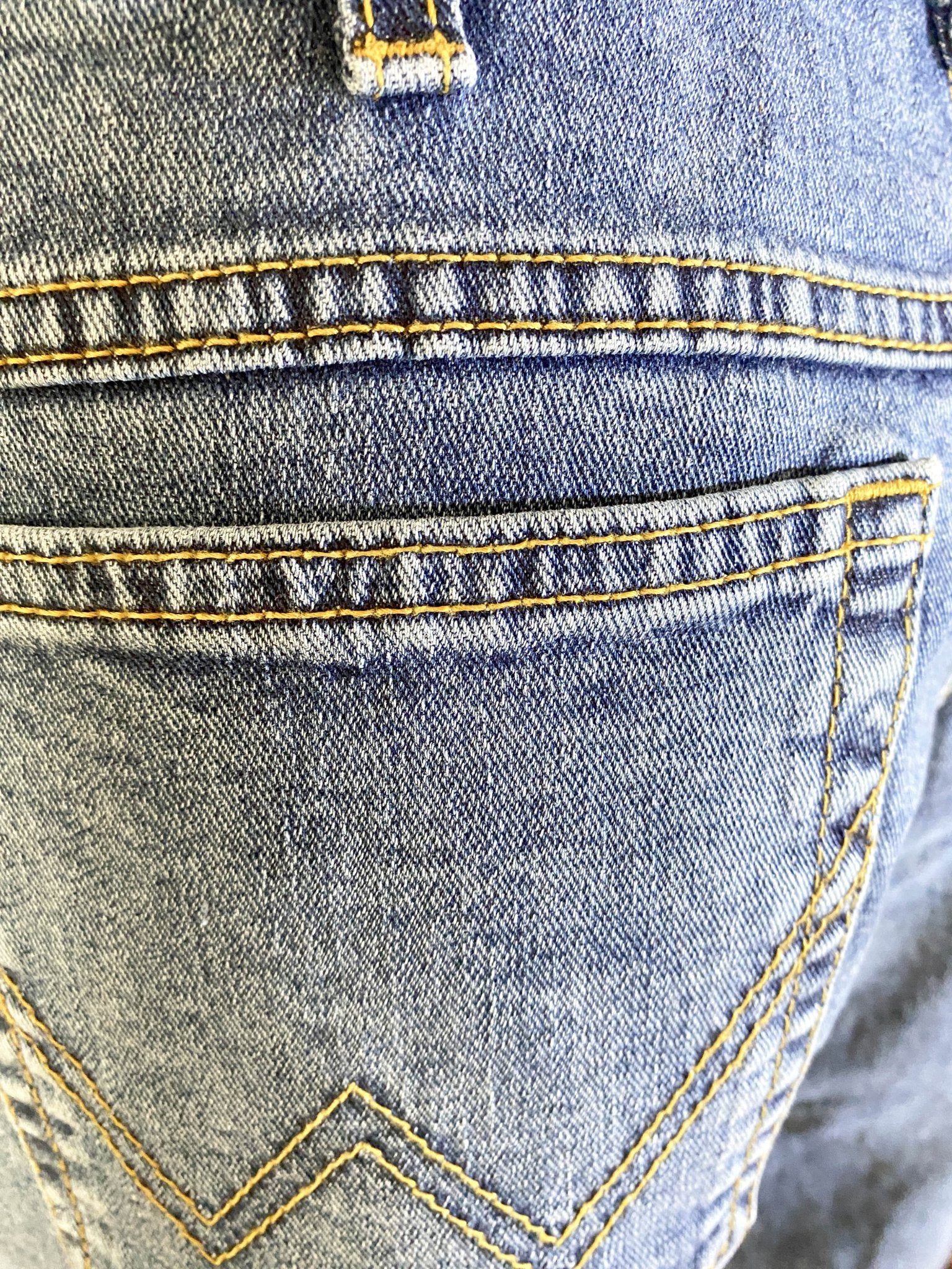 Jean flare upcyclé Wrangler Bleu Femme XXL - Trésor - mode circulaire