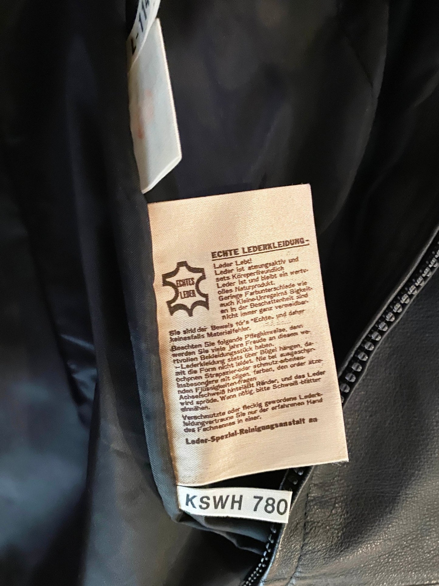 Robe Cuir vintage Noir Femme XS - S - Trésor