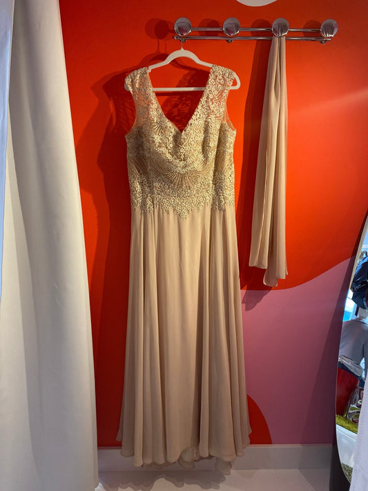 Robe de cérémonie avec strass beige - rosée "Fashion NY" XXL - 3XL - Trésor