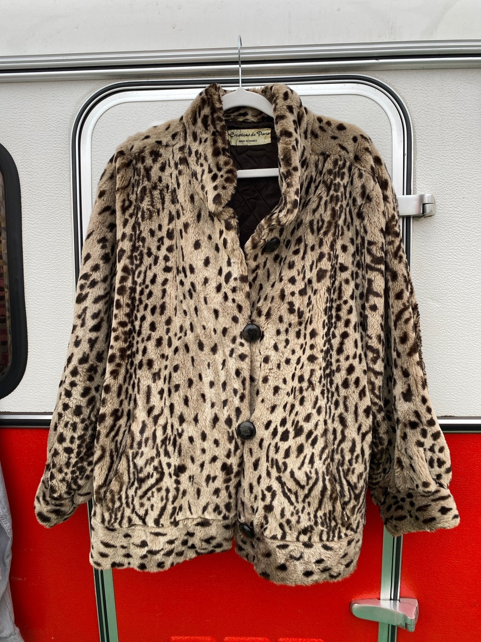 Veste femme en fausse fourrure vintage « Créations de Paris » L - Trésor