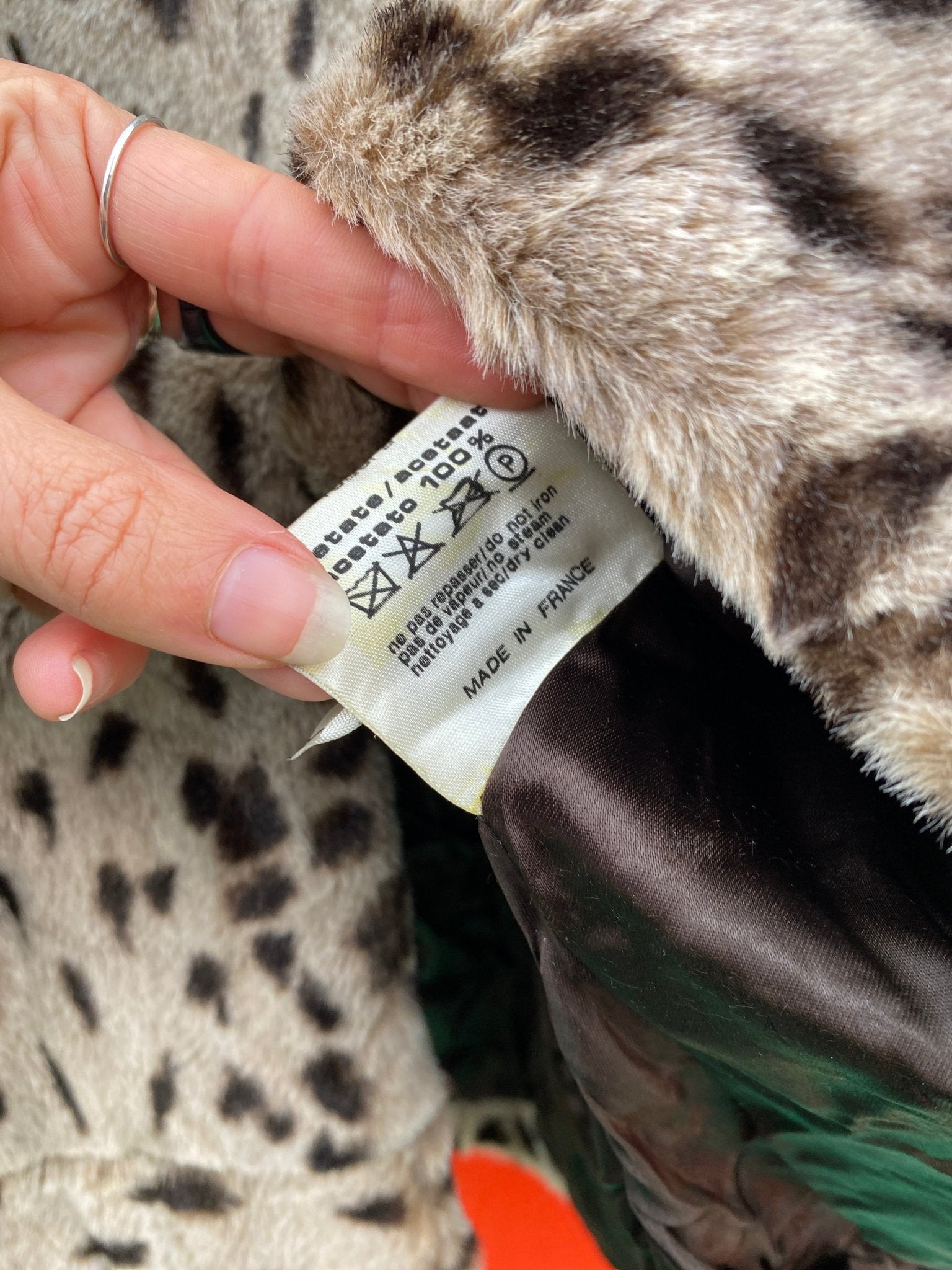 Veste femme en fausse fourrure vintage « Créations de Paris » L - Trésor